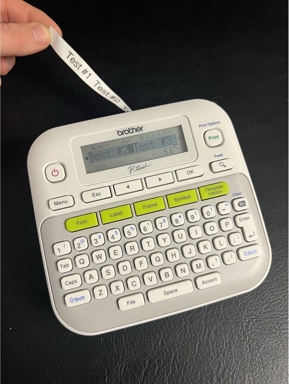 Brother P-Touch PT-D210 Handheld Label Maker White works tested no power adapter